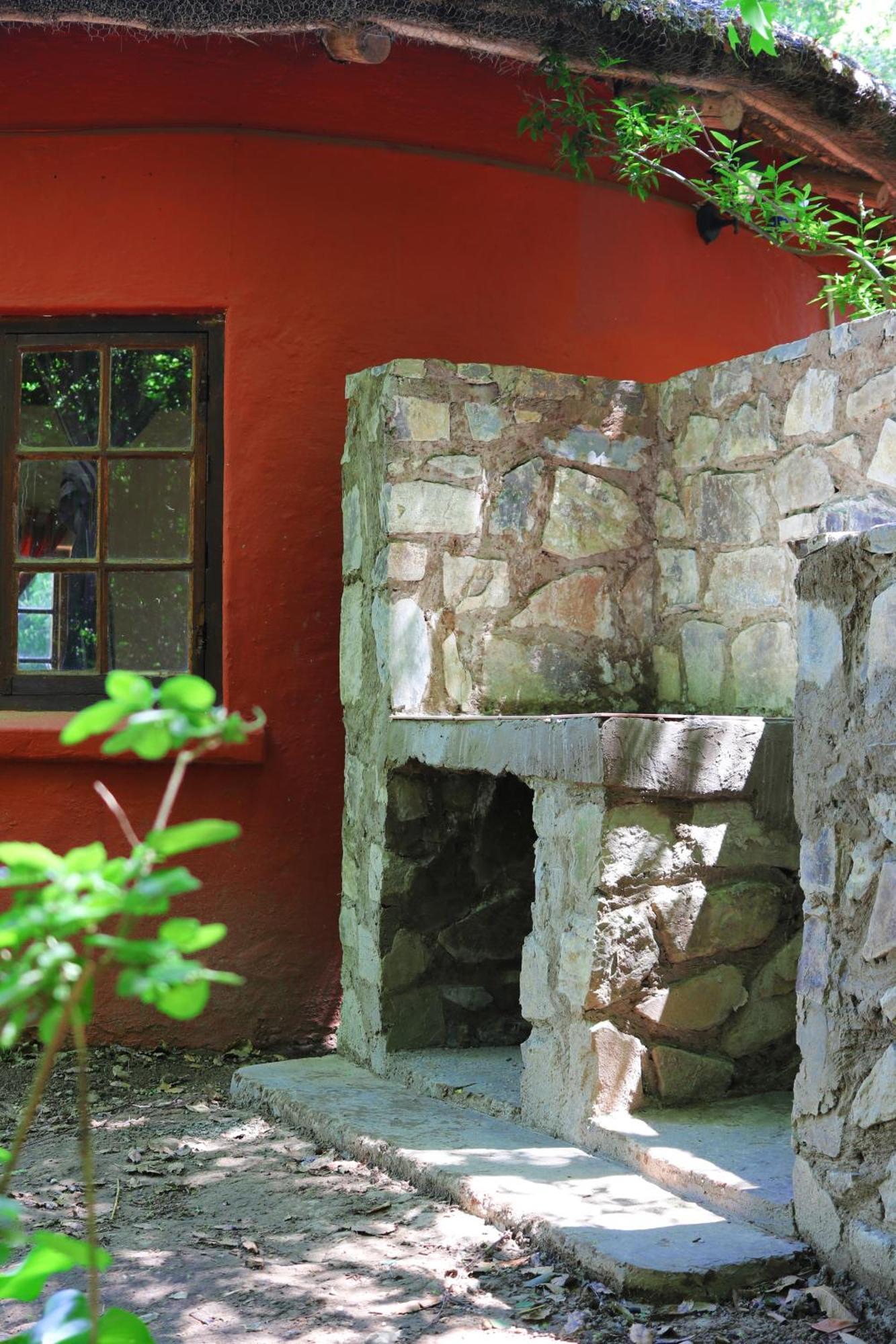 Away With The Fairies Nature Lodge And Backpackers Хогсбэк Экстерьер фото